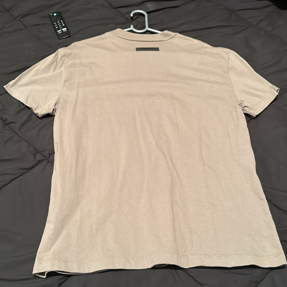 🩶FOG essentials tee🩶 - Picture 2 of 4